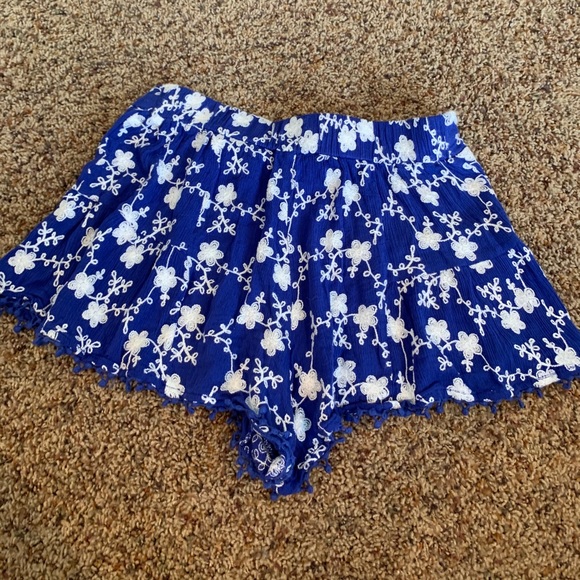 Altr’d state shorts - Picture 1 of 3